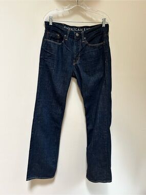 American Eagle ~ Men’s Relaxed 2010 Demin Jeans Size 30 x 32